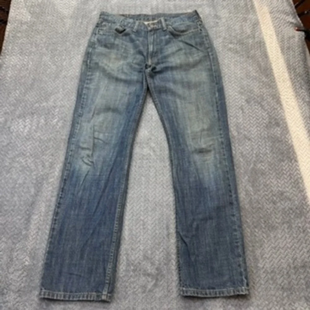 Levi's 514 Jeans Mens 33x31 Blue Straight Fit Denim Pants 00514-0563